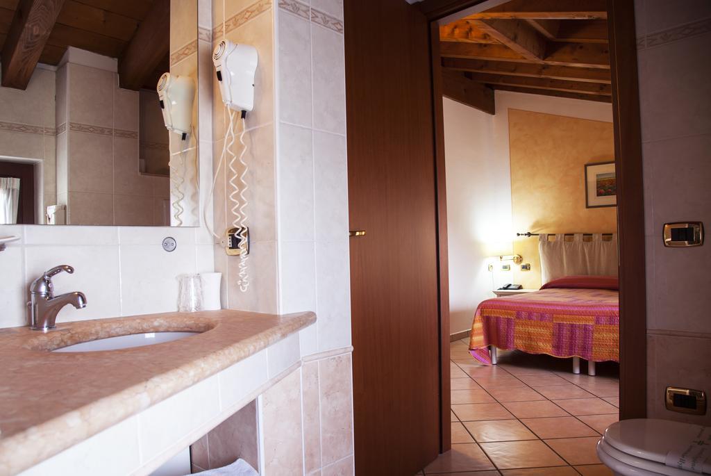 Residenza Il Giglio Bed & Breakfast Mozzecane Exterior photo
