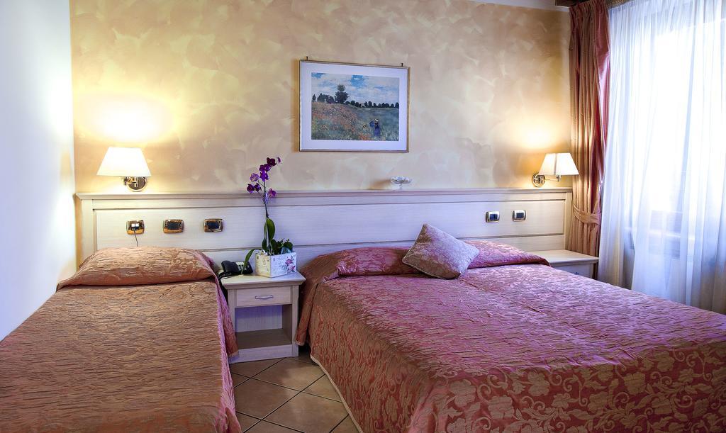Residenza Il Giglio Bed & Breakfast Mozzecane Exterior photo