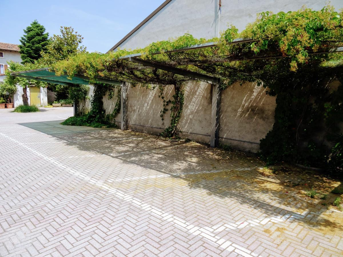 Residenza Il Giglio Bed & Breakfast Mozzecane Exterior photo